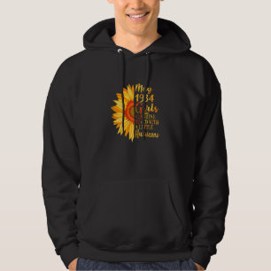 Womens May Girls 1934 88th Birthday 88 Years Old Hoodie