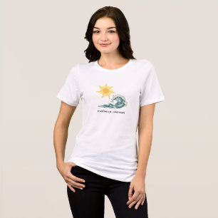 Womens Minimalist Tropical Vibe T-Shirt - Chase Th Tri-Blend Shirt