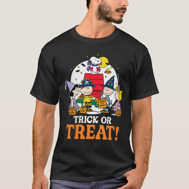 Womens Peanuts Halloween Trick Or Treat moonlight  T-Shirt (Front)