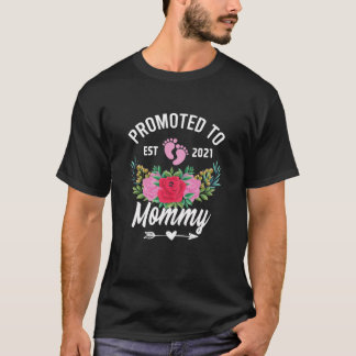 Womens Promoted To Mummy Est 2021 New Mum Of A GIR T-Shirt