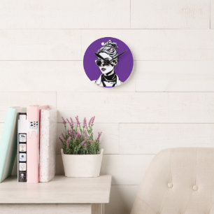 Womens Raiders - Running the world, girls style ! Round Clock