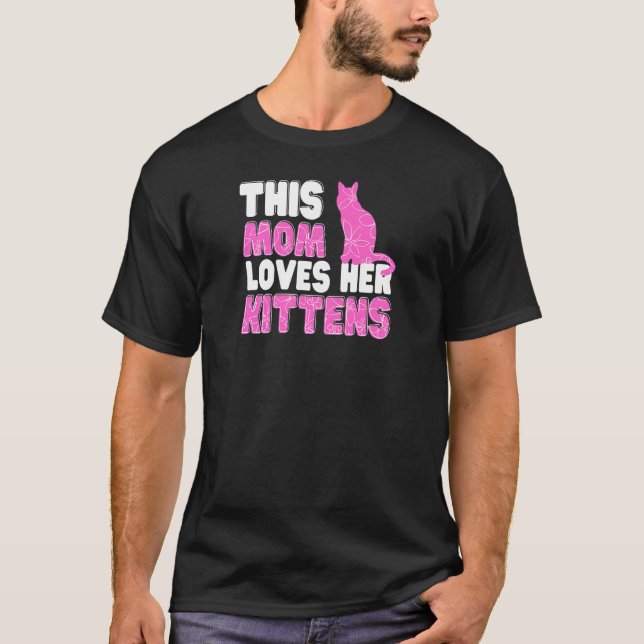 Womens This Mom Loves Her Kittens Cute Cat  Family T-Shirt (Front)