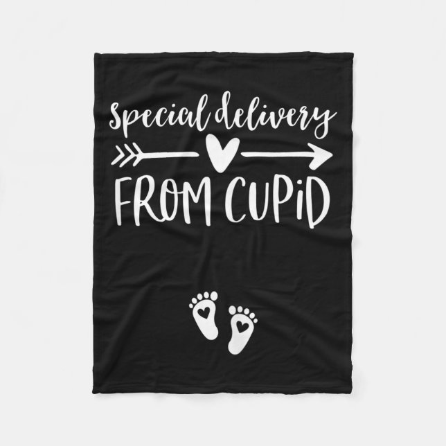 Womens Valentines Day Couples Pregnancy Announceme Fleece Blanket (Front)
