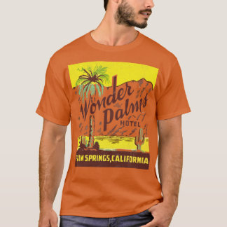 Wonder Palms Palm Springs Retro 70s Aesthetic T-Shirt