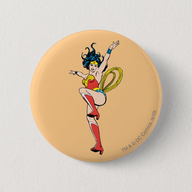Wonder Woman Arms Raised 6 Cm Round Badge (Front)