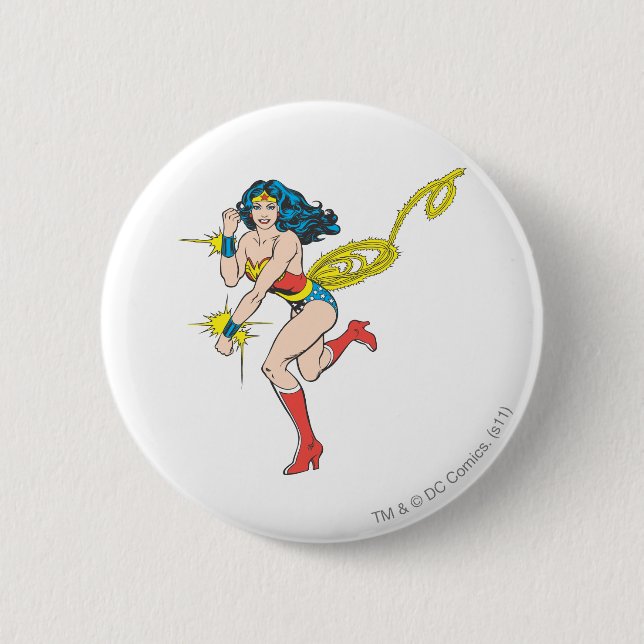 Wonder Woman Cuffs 6 Cm Round Badge (Front)