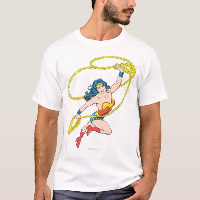 Wonder Woman Holds Lasso 3 T-Shirt (Front)