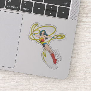 Wonder Woman Holds Lasso 4