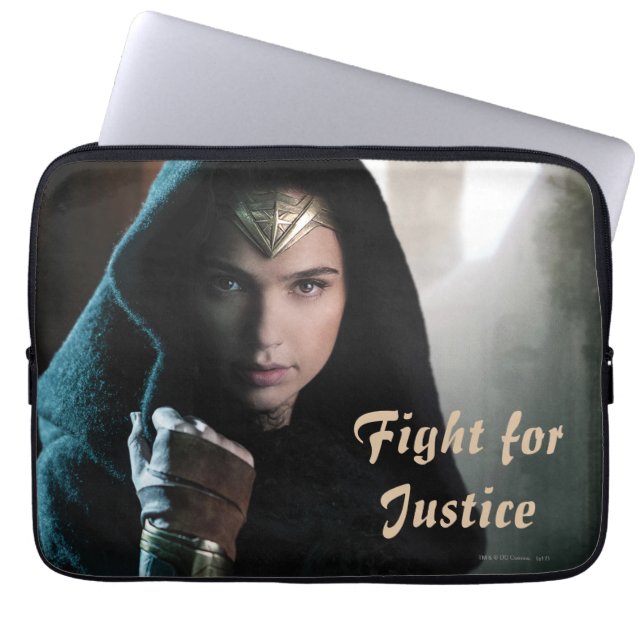 Wonder Woman in Cloak Laptop Sleeve (Front)