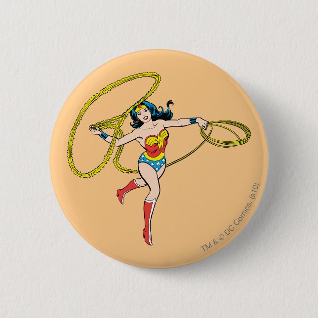 Wonder Woman Swinging Lasso 6 Cm Round Badge (Front)