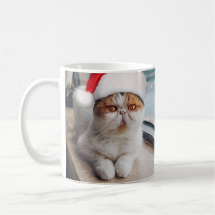 Wonderful persian cat with Santa Claus hat Coffee Mug
