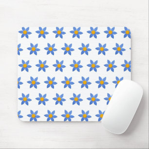 Wood Daisy Flowers on White Mouse Mat