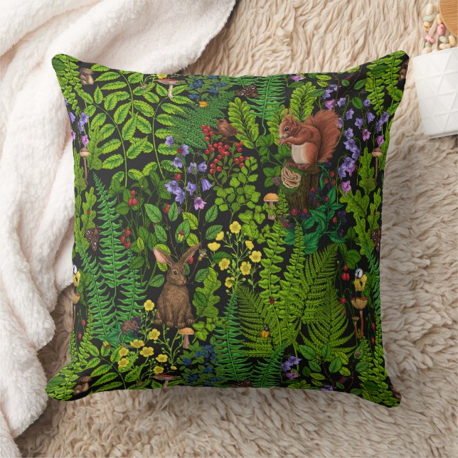 Woodland amimals and plants cushion (Blanket)