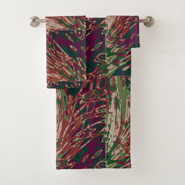 Woodland Colours of Browns and Greens Abstract Bath Towel Set (Insitu)