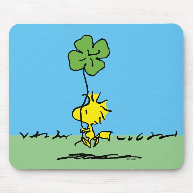 Woodstock Carrying Shamrock Mouse Mat (Front)