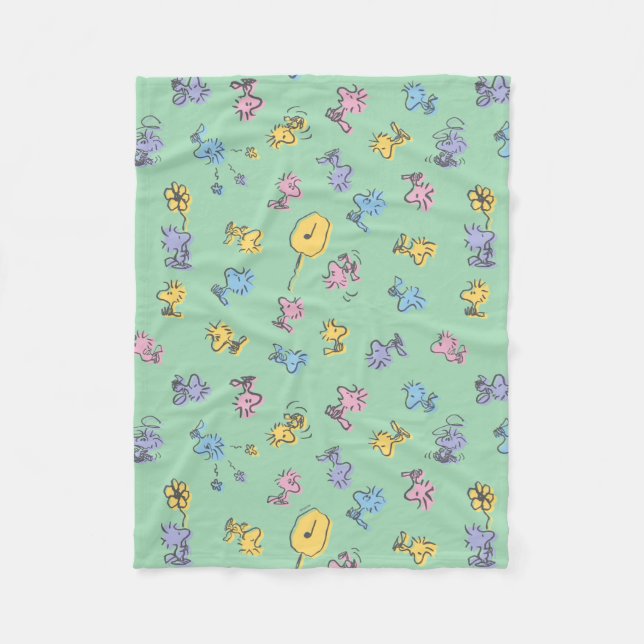 Woodstock Sugar Pop Art Pattern Fleece Blanket (Front)