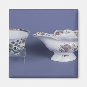 Worcester shaped oval sauce boat and octagonal magnet