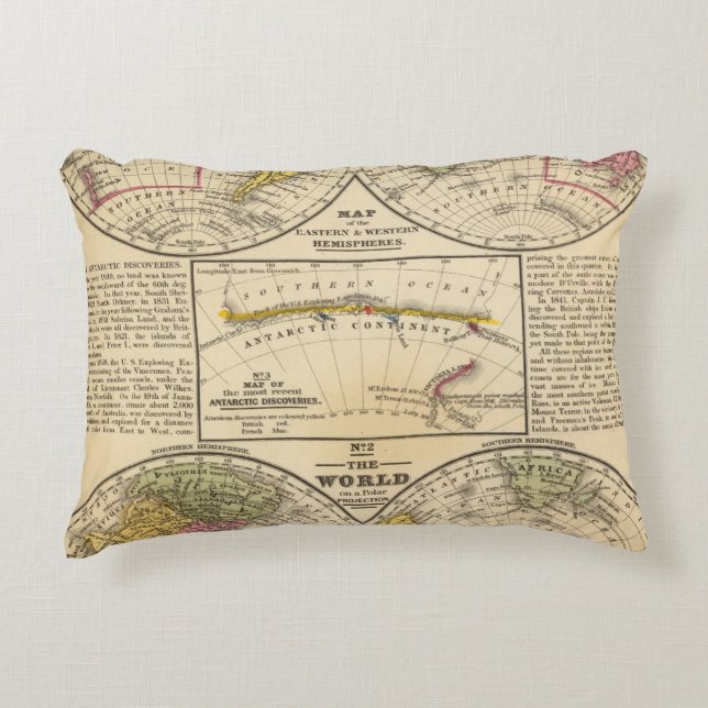 World 7 decorative cushion (Front)