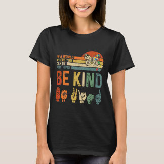 World Autism Awareness Day Hands Signs Autism Puzz T-Shirt