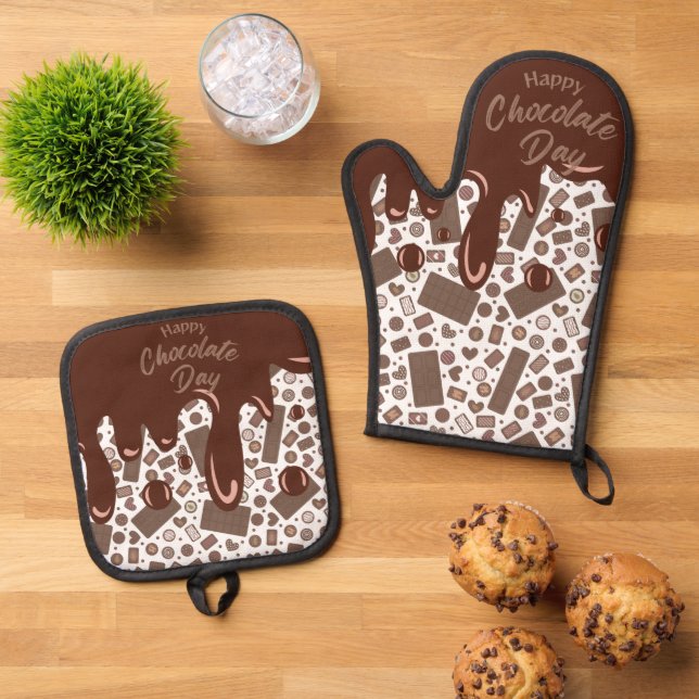 World Happy Chocolate Day  Oven Mitt & Pot Holder Set (Top Down)