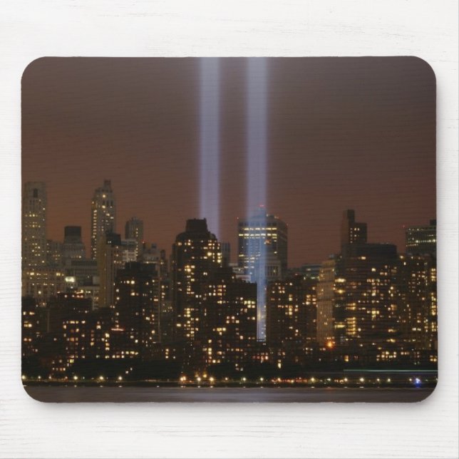 World trade centre tribute in light in New York. Mouse Mat (Front)