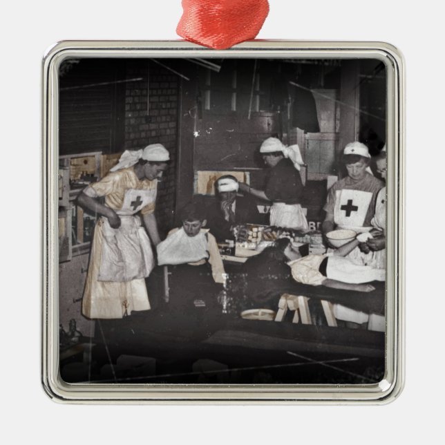 World War One Nurses Aid Station Metal Tree Decoration (Front)