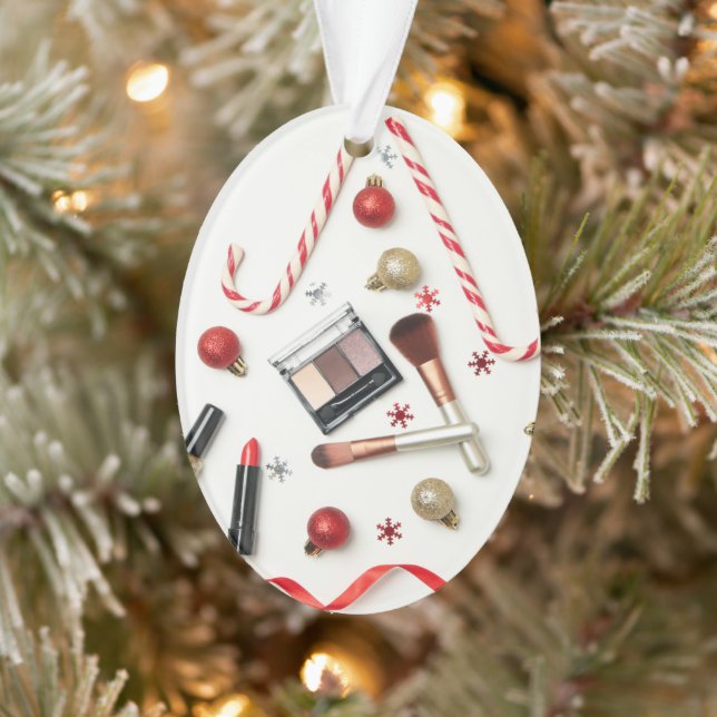 World's best aesthetician or makeup artist ornamen ornament (Tree)