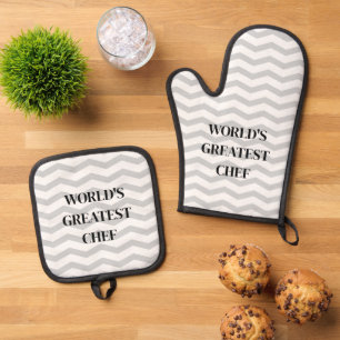 World's Greatest Chef grey zig zag chevron pattern Oven Mitt & Pot Holder Set