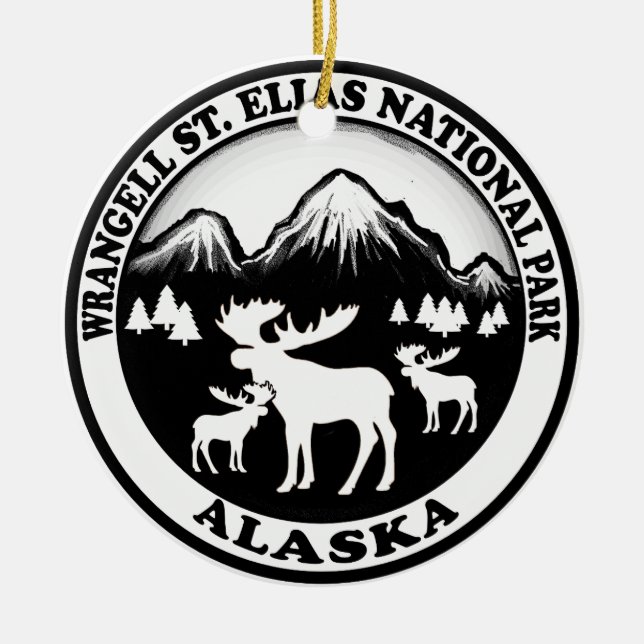 Wrangell St. Elias Nat Park Alaska moose circle Ceramic Tree Decoration (Front)