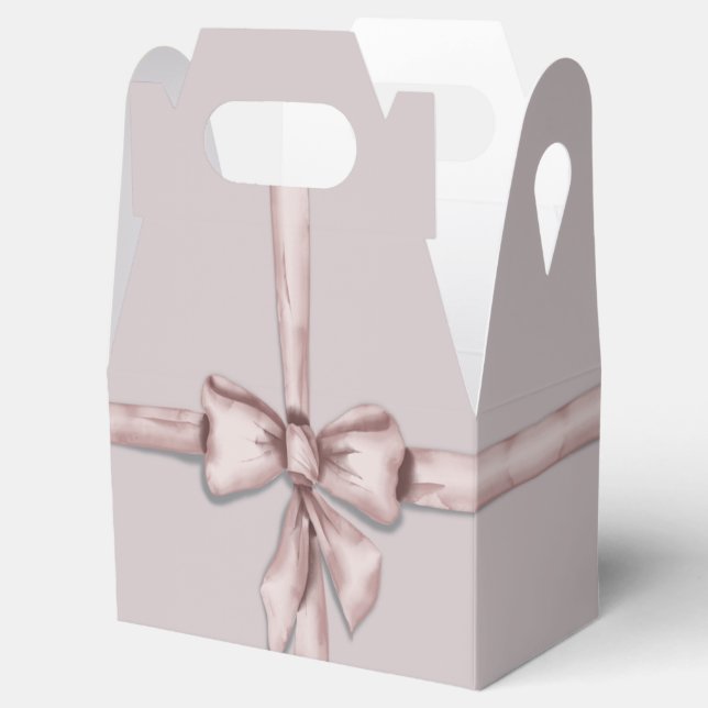 Wrapped in a pink bow favour box (Opened)