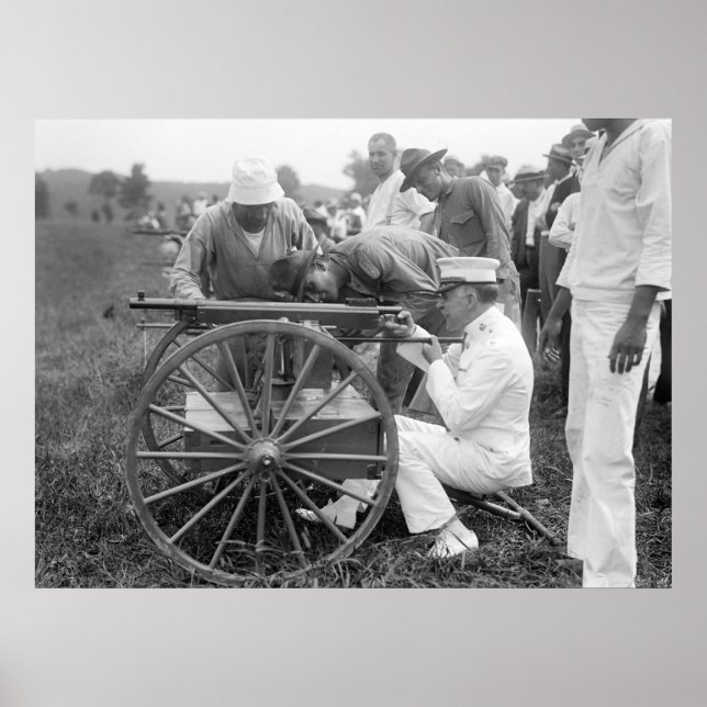 WW1 Machine Gun, 1917 Poster (Front)