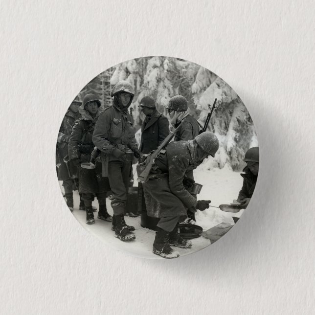 WWII American Soldiers in Belgium 3 Cm Round Badge (Front)