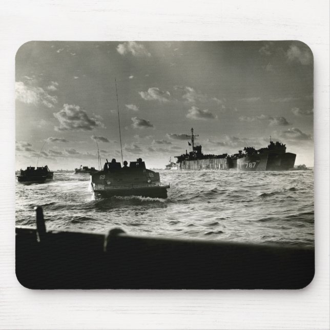 WWII US Marines assault Iwo Jima Mouse Mat (Front)