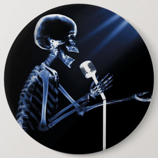X-RAY SKELETON SINGING ON RETRO MIC - BLUE 6 CM ROUND BADGE