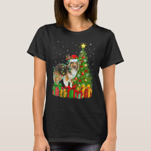 Xmas Holiday Lights Santa Sheltie Dog Christmas Tr T-Shirt