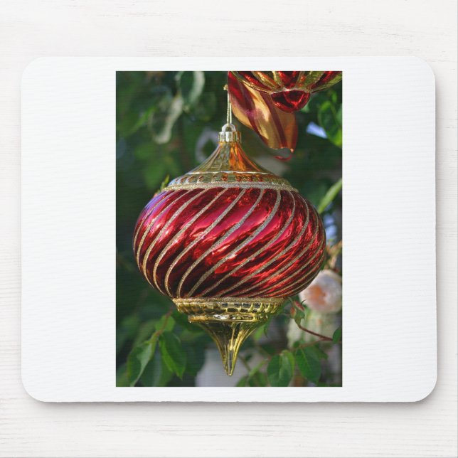 Xmas Ornament Mouse Mat (Front)