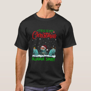 Xmas Santa Hat Reindeer Chameleon Christmas Pajama T-Shirt