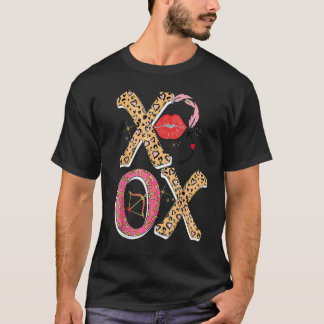 Xo Xo Lips Leopard Valentines Day Cute Hearts Wome T-Shirt