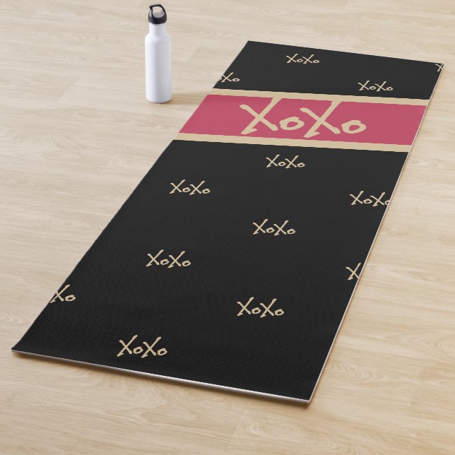 XOXO Black Hot Pink Gold Typography Cute Yoga Mat (In Situ)