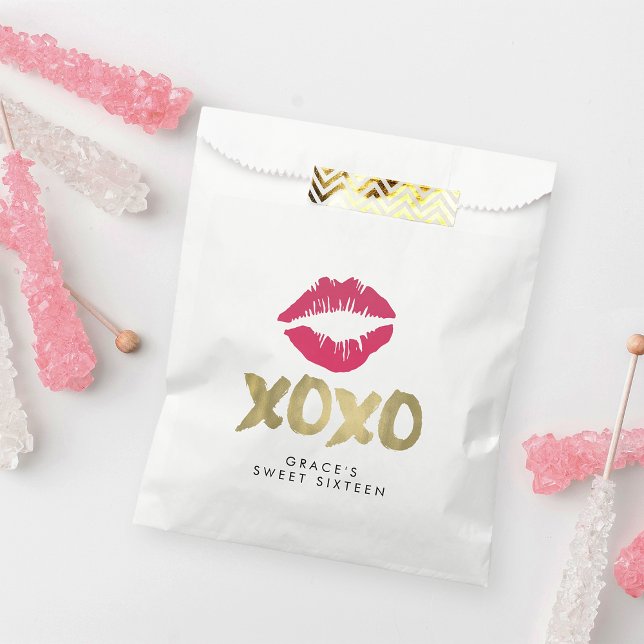 XOXO Faux Gold & Pink Lips Favour Bags (Creator Uploaded)