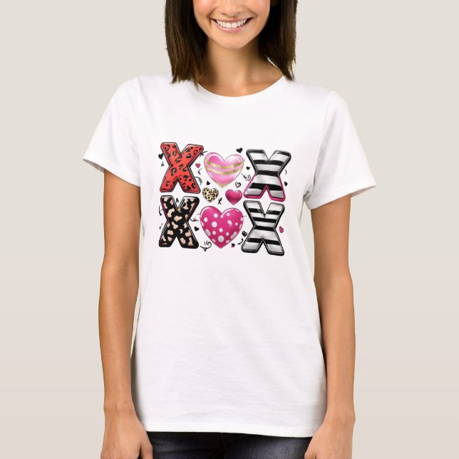 XOXO Hearts Trendy Love & Hugs Design T-Shirt (Front)