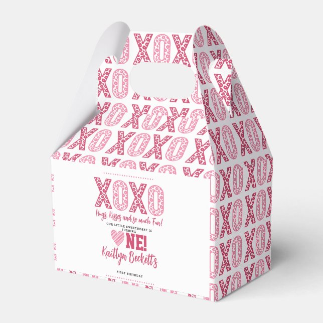 XOXO Hugs & Kisses Valentine's Day 1st Birthday Favour Box (Front Side)