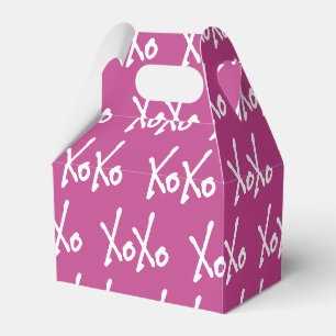 XOXO Magenta Hot Pink and White Valentine’s Day Favour Box