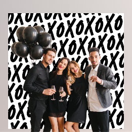 XOXO Painted Look Font Black and White Backdrop Tapestry