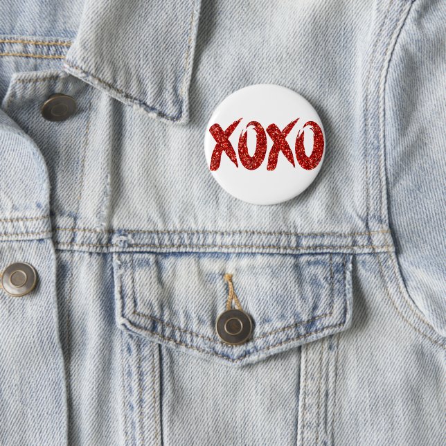 XOXO Red Glitter | Glam Brushstroke Hug and Kisses 6 Cm Round Badge (In Situ)