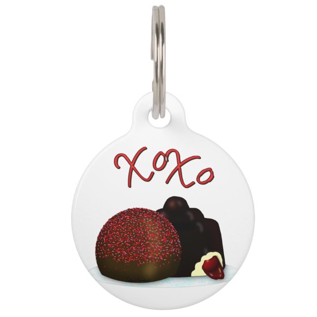 XOXO Valentine Bonbon and Dark Chocolate Pet Tag (Front)