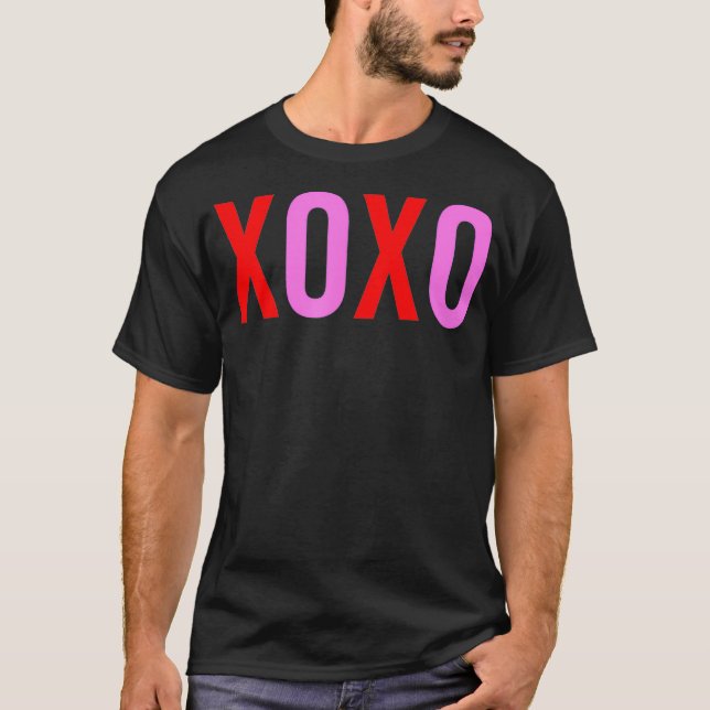 XOXO Valentine's Day Men Women Cute Valentine's XO T-Shirt (Front)