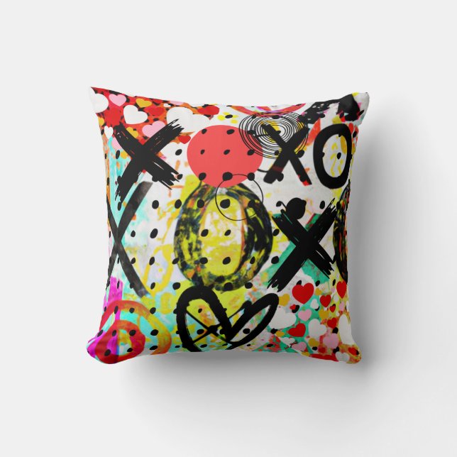 XOXOXOXOXO Collection Cushion (Front)
