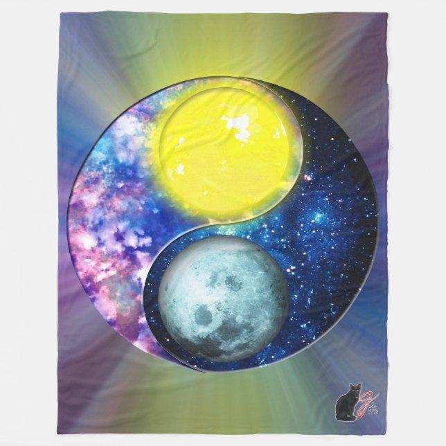 Yang-Yin / Sun-Moon Fleece Blanket (Front)