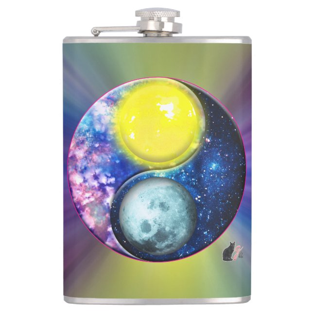 Yang-Yin / Sun-Moon Hip Flask (Front)